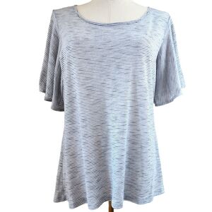 Apt 9 striped ruffle butterfly sleeved tee. Size Petite Large